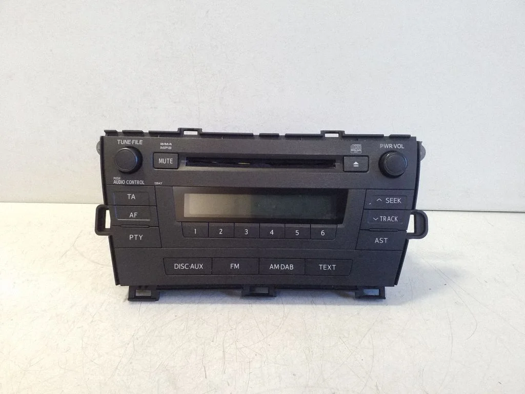 Radio/CD/DVD atskaņotājs/navigācija 8612047301