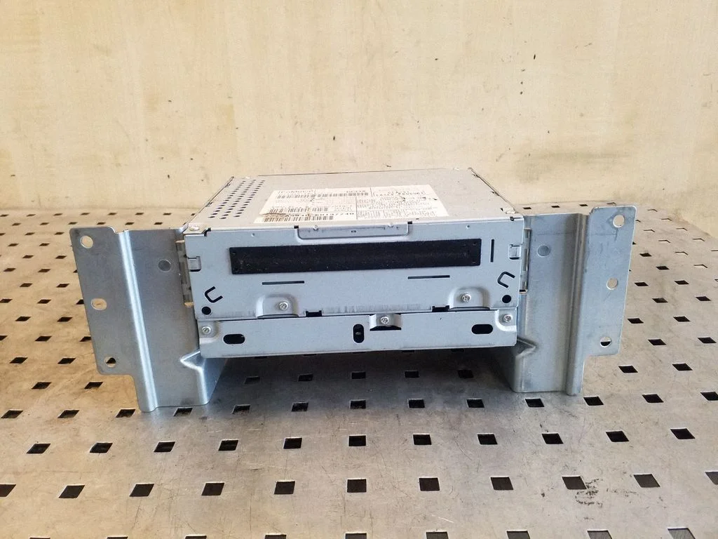 Radio, odtwarzacz CD/DVD, nawigacja 6G9N18C815TA