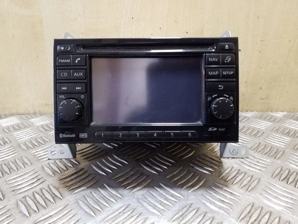 Radio/CD/DVD atskaņotājs/navigācija 7612830050