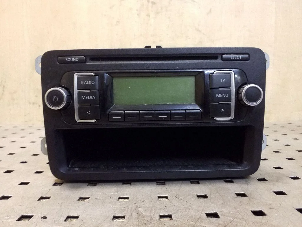 Radio, odtwarzacz CD/DVD, nawigacja – Volkswagen Golf Plus (2005-2013)