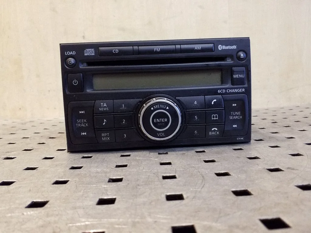 Radio/CD/DVD atskaņotājs/navigācija 28185JD400
