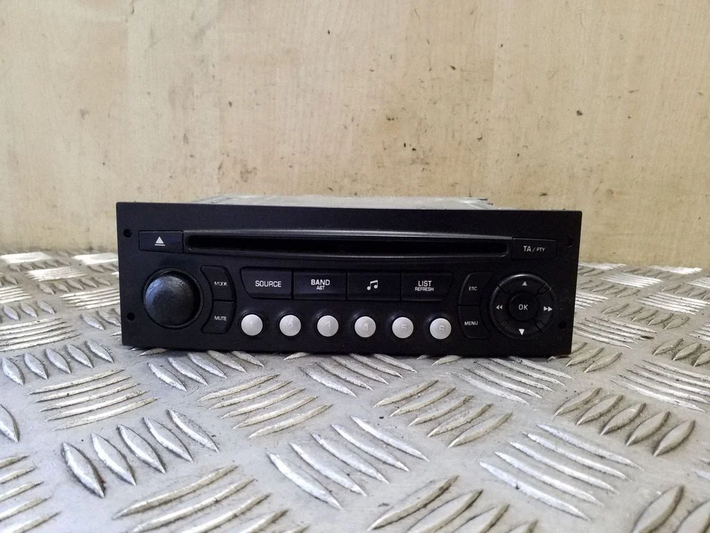 Radio/CD/DVD atskaņotājs/navigācija 96766657XT