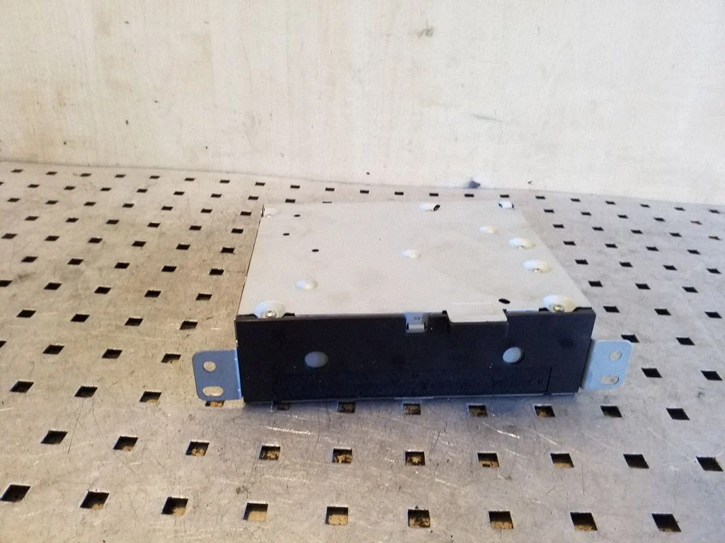 Radio/CD/DVD/GPS head unit – Peugeot 508 RXH (2011-2018)