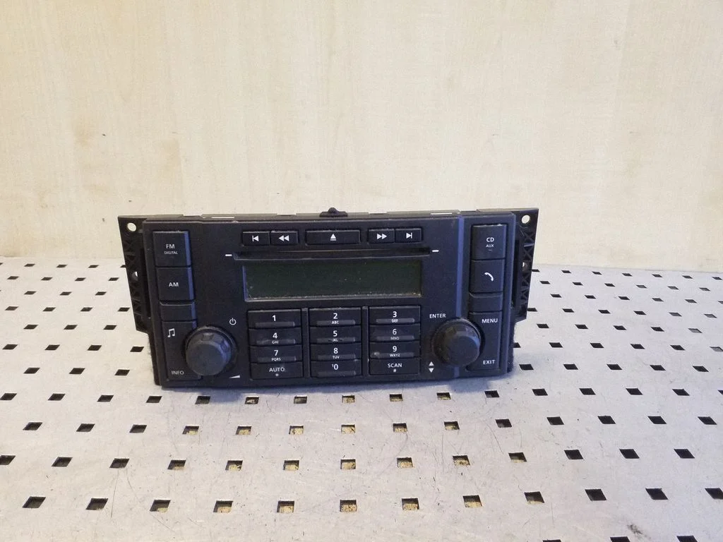 Radio, odtwarzacz CD/DVD, nawigacja 6H5218845AC