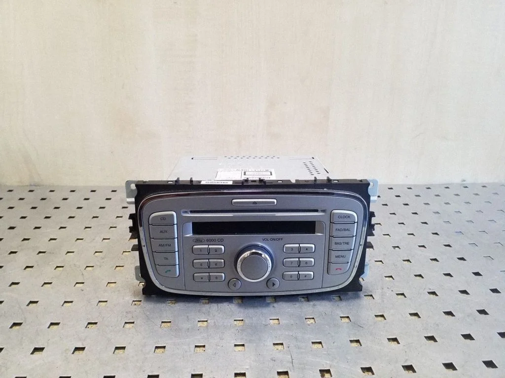 Raadio / CD/DVD-mängija / navigatsioon 8M5T18C815AB