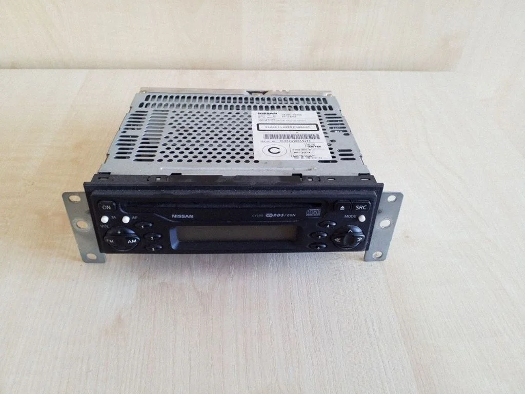 Radio/CD/DVD/GPS head unit 28185EQ300