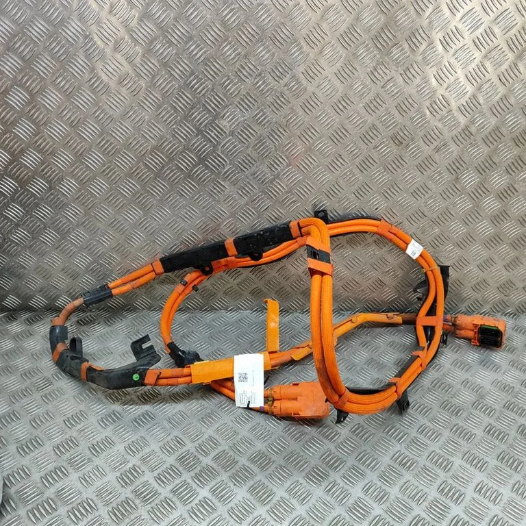 Citi vadi/instalācija 6823624
