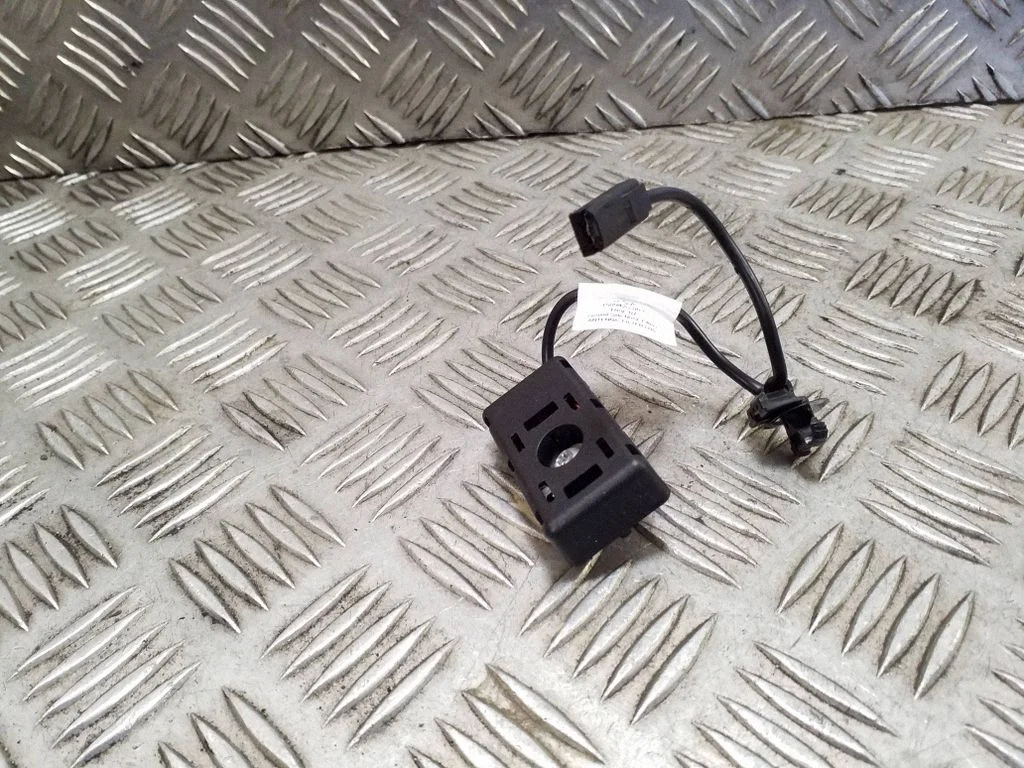 Antenas pastiprinātājs 150942000C