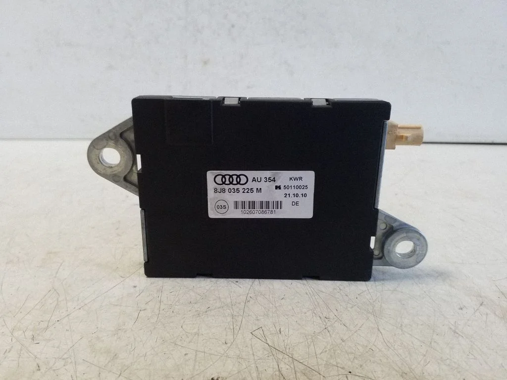 Antenas pastiprinātājs – Audi TT TTS Mk2 (2006-2014)