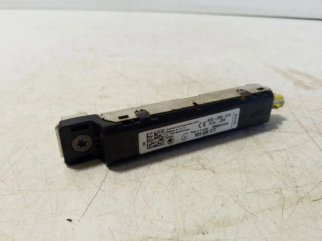 Aerial antenna amplifier – Skoda Octavia Mk4 (2019-)