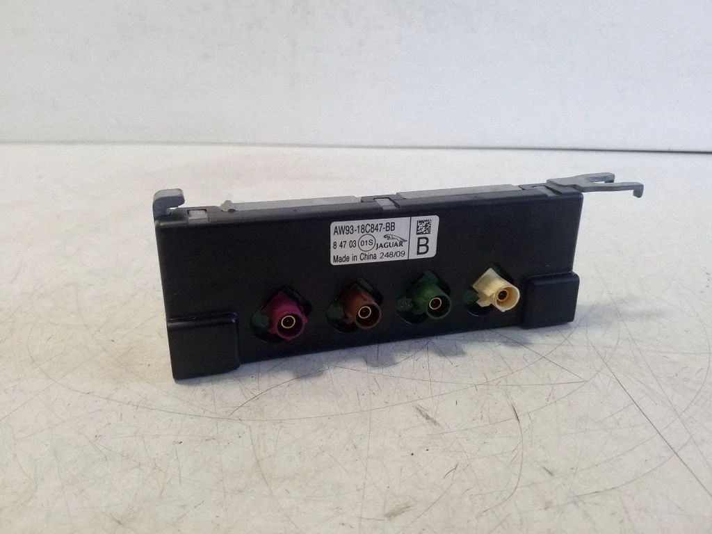 Antenni võimendi AW9318C847BB