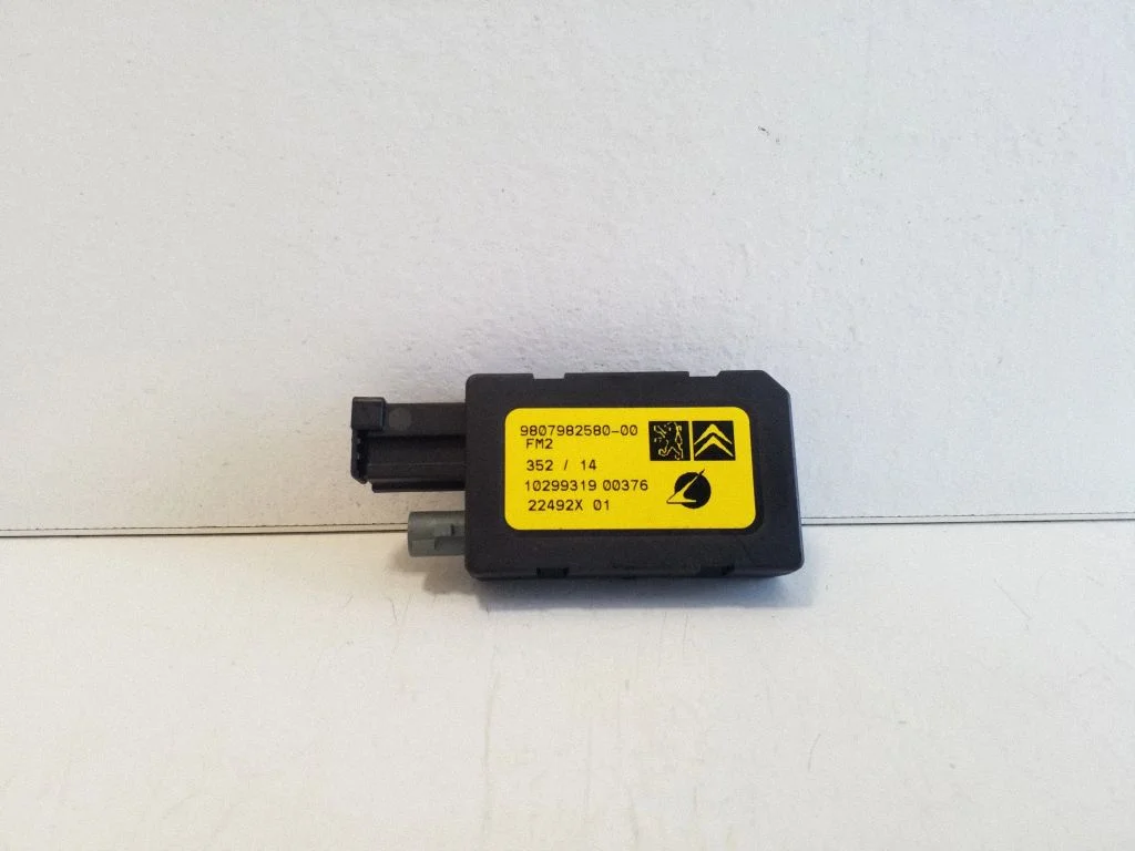 Antenni võimendi 9807982580