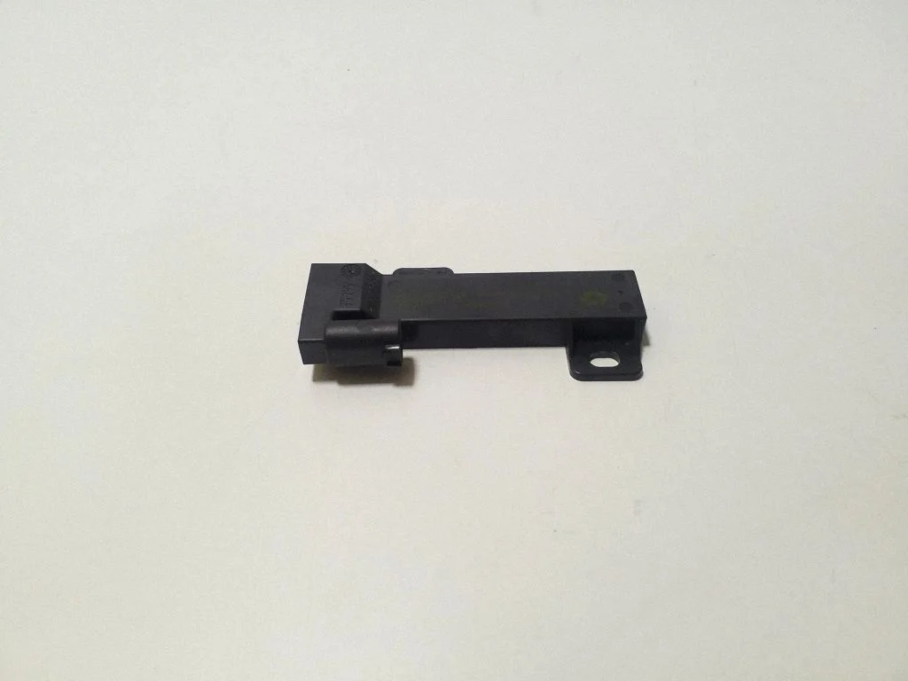 Wzmacniacz antenowy – Jeep Grand Cherokee (2010-2021)