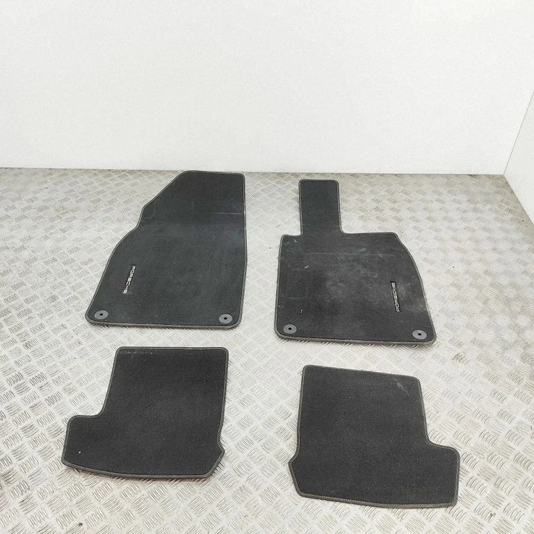 Põrandamattide komplekt 9915516130