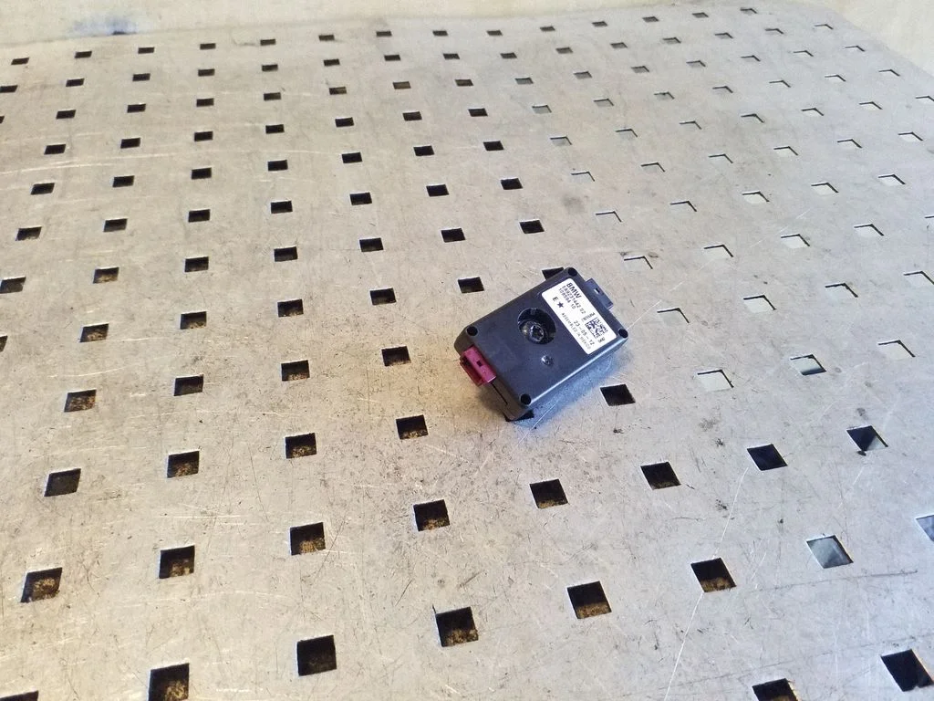 Aerial antenna amplifier EA9231442