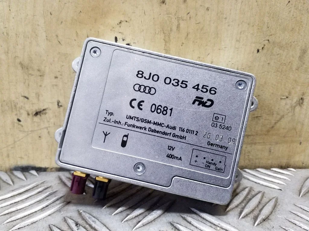 Antenas pastiprinātājs 8J0035456