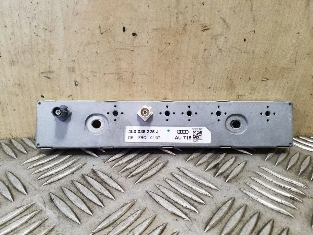 Antenni võimendi 4L0035225J