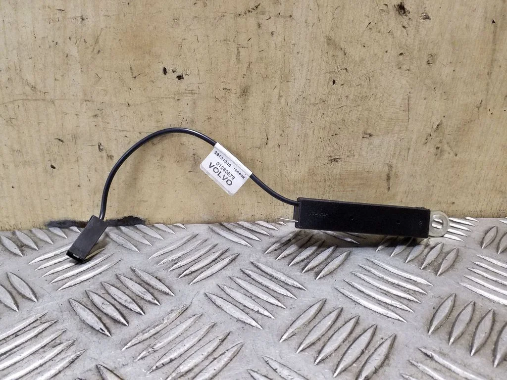 Aerial antenna amplifier – Volvo S60 (2005-2010)