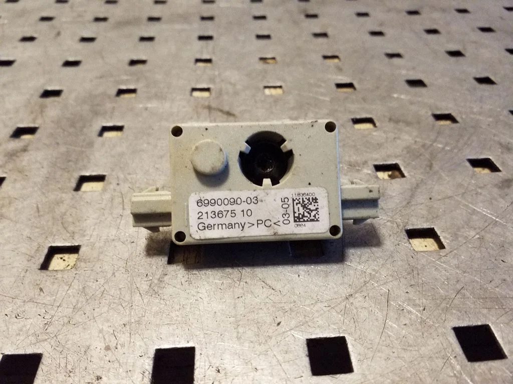 Wzmacniacz antenowy 11836400