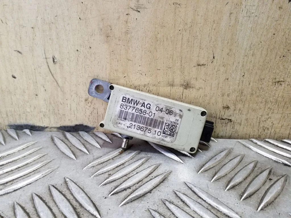 Aerial antenna amplifier 8377658