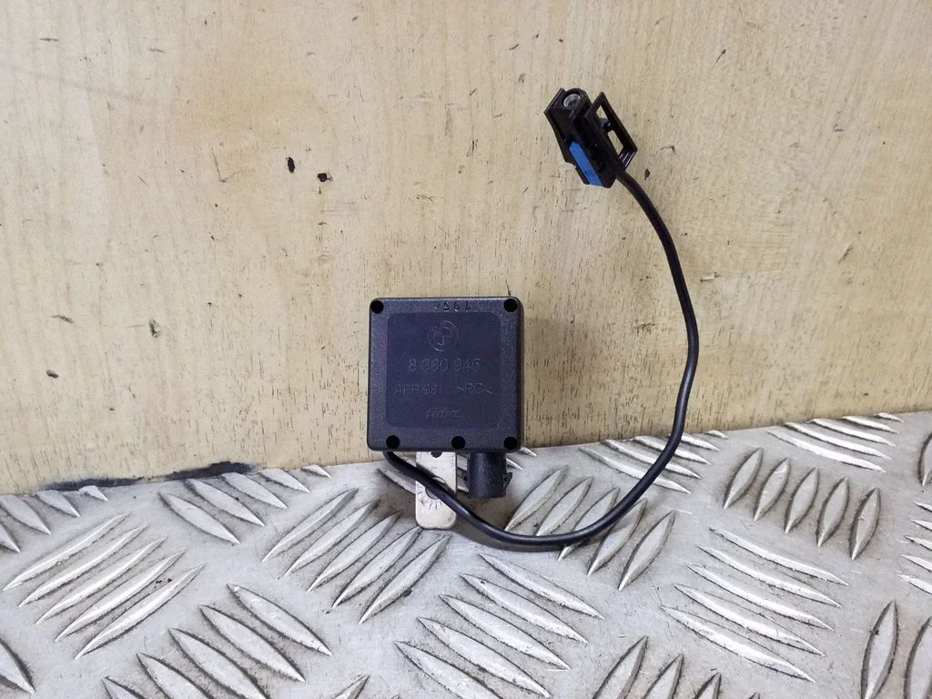 Antenas pastiprinātājs 8380945