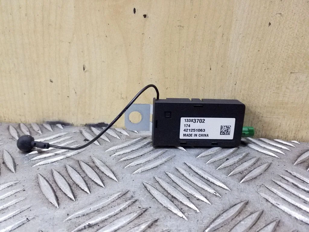 Antenni võimendi 13383702