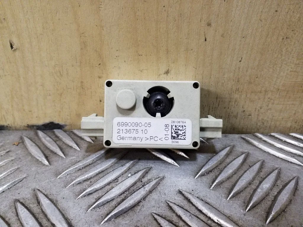 Aerial antenna amplifier 6990090
