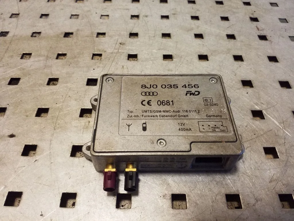 Aerial antenna amplifier 8J0035456