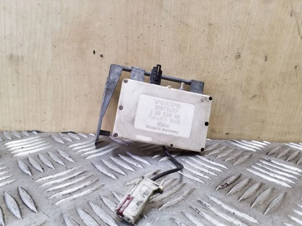 Antenas pastiprinātājs 30679287