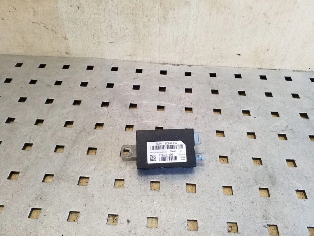 Antenni võimendi 7CP118C847CA
