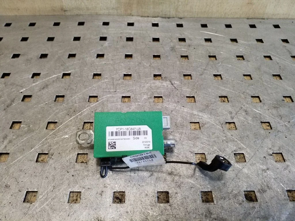 Antenni võimendi 7CP118C847UA
