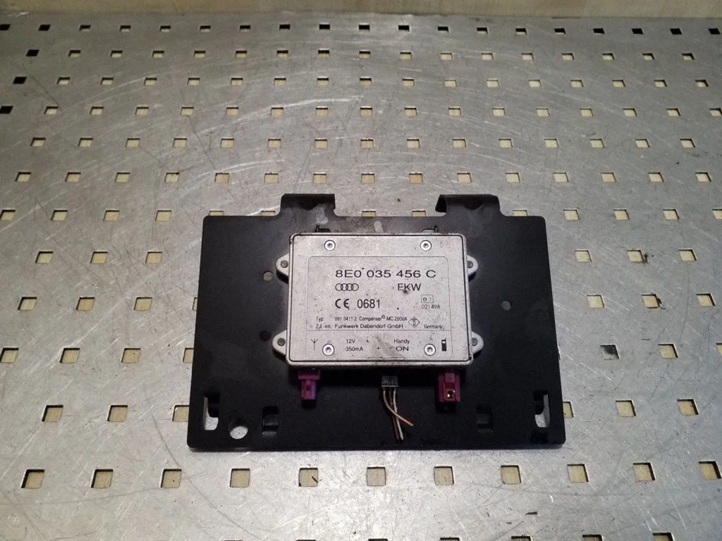 Aerial antenna amplifier 8E0035456C