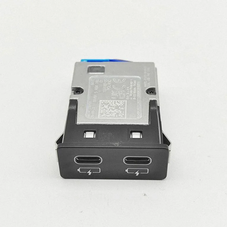 USB ligzda – BMW X3 G01 (2018-2024)