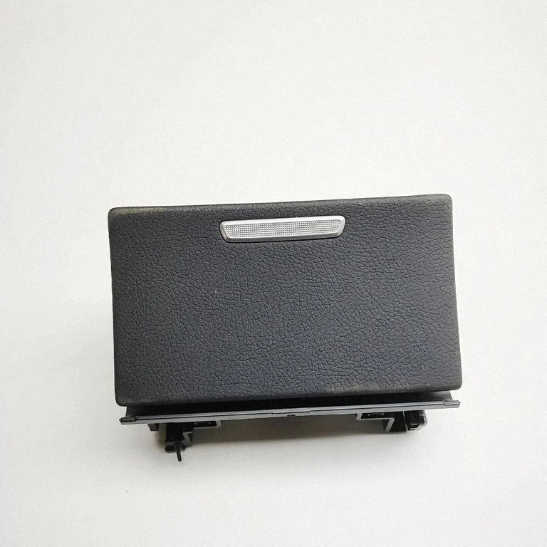 USB-pesa A2068202600