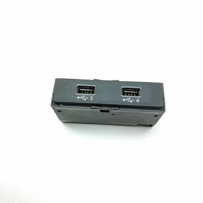 USB socket connector – Audi RS Q8 (2019-)