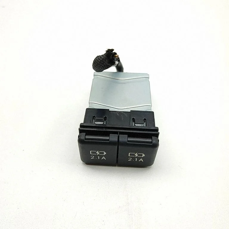 Gniazdo USB 8553248010