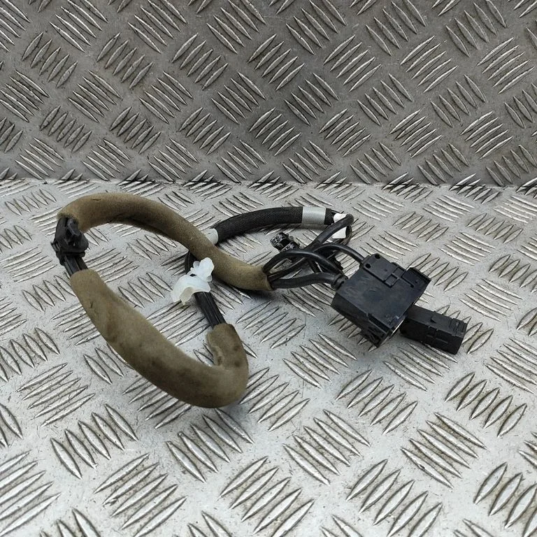 Gniazdo USB 8755A146