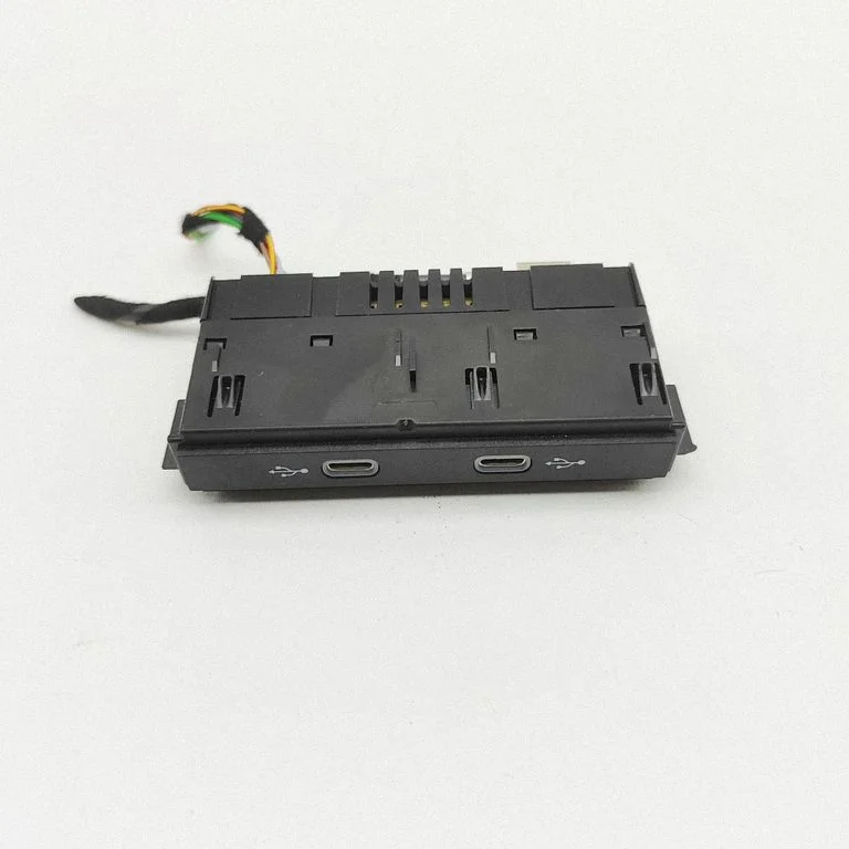 USB-pesa 89A035736