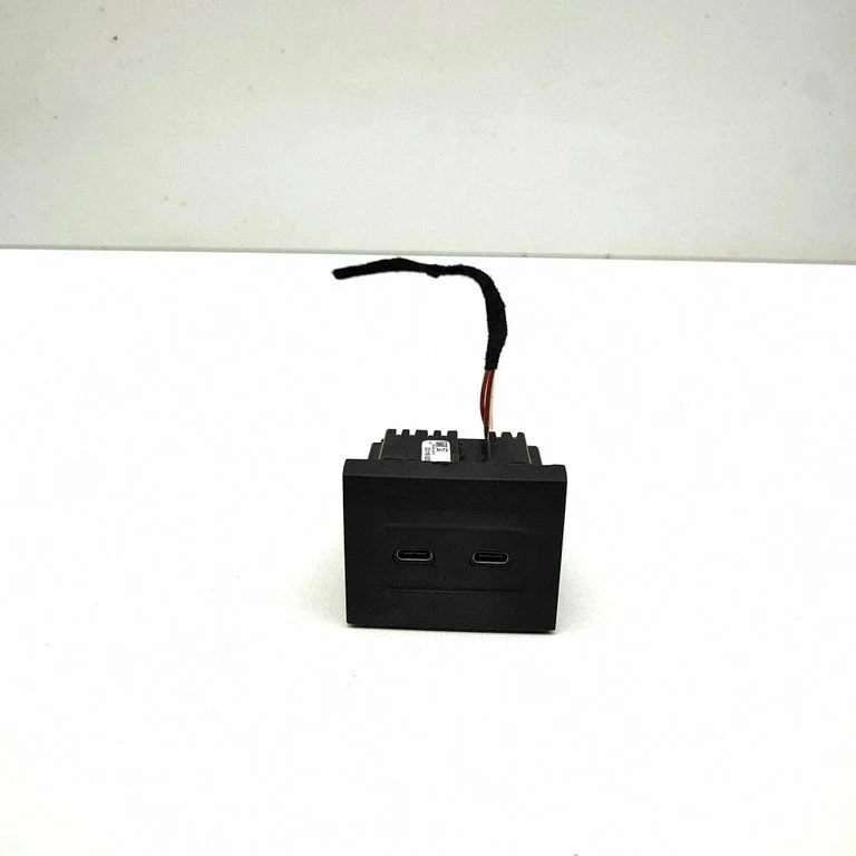 USB ligzda A2478208402
