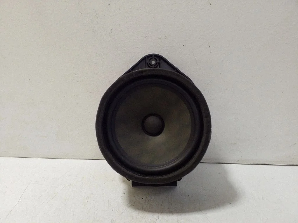 Esiukse kõlar(id) 26265127G