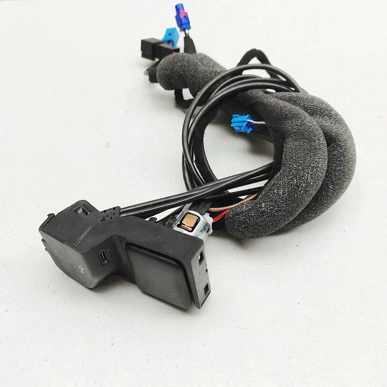 USB ligzda A1678209600