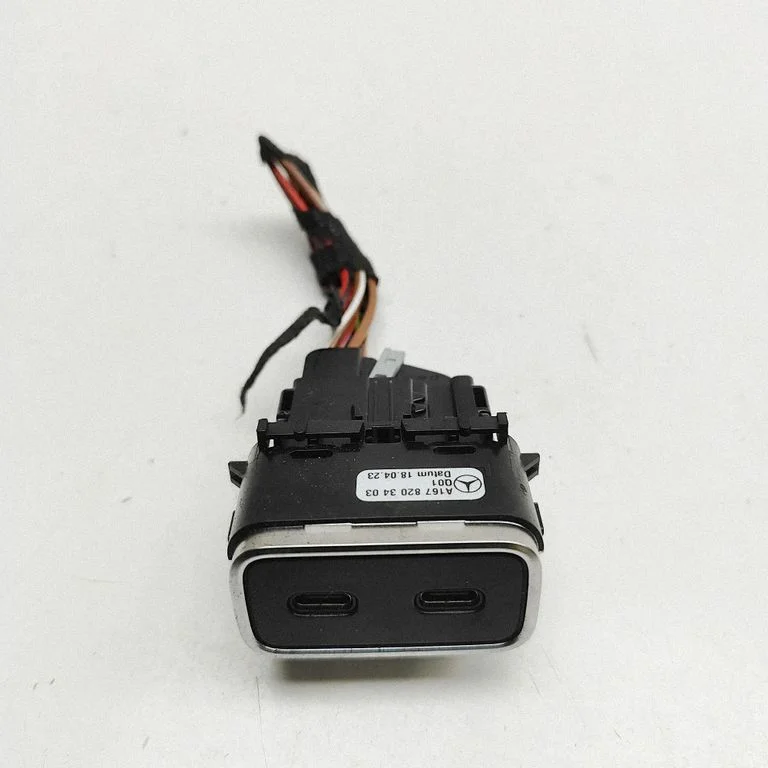 USB ligzda A1678203403