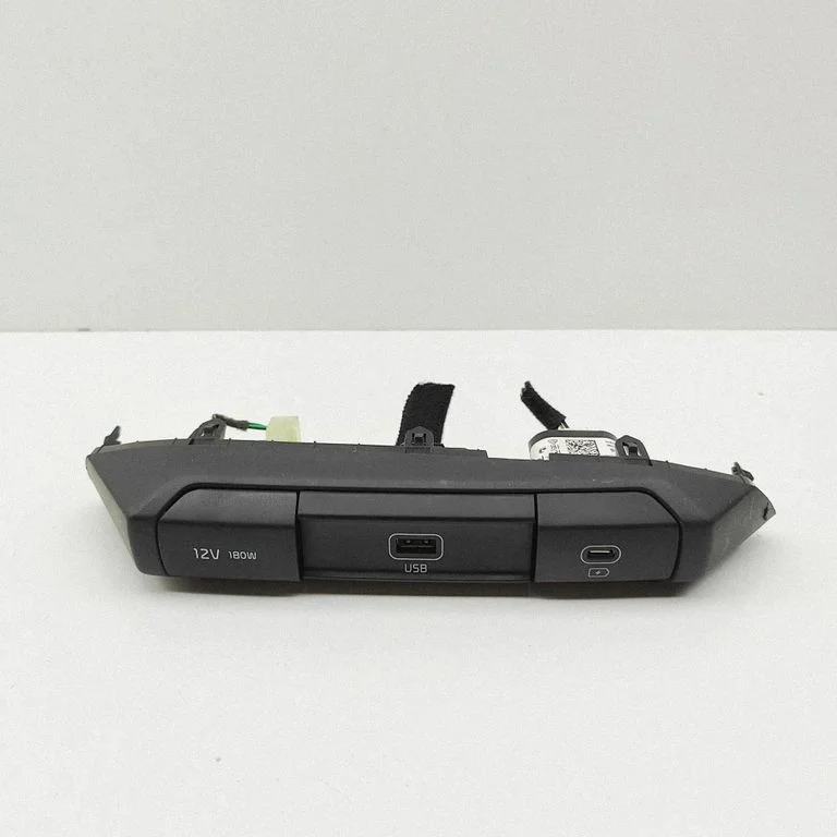USB ligzda 84745AT800