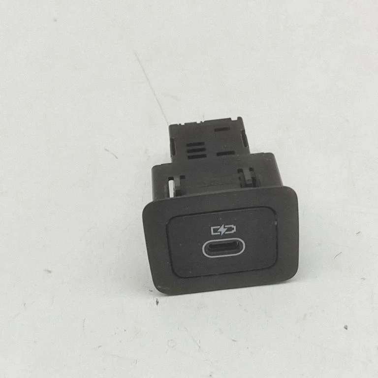 USB socket connector R8A219010AB