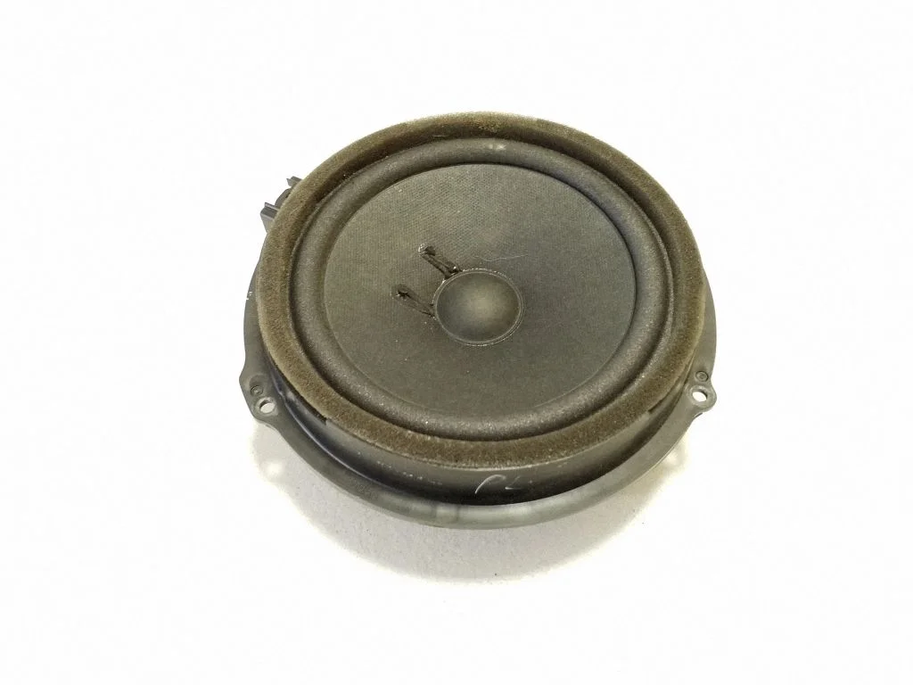 Esiukse kõlar(id) AA6T18808AA