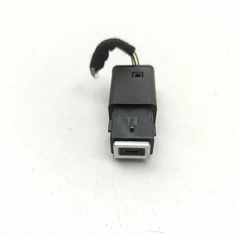 USB jungtis