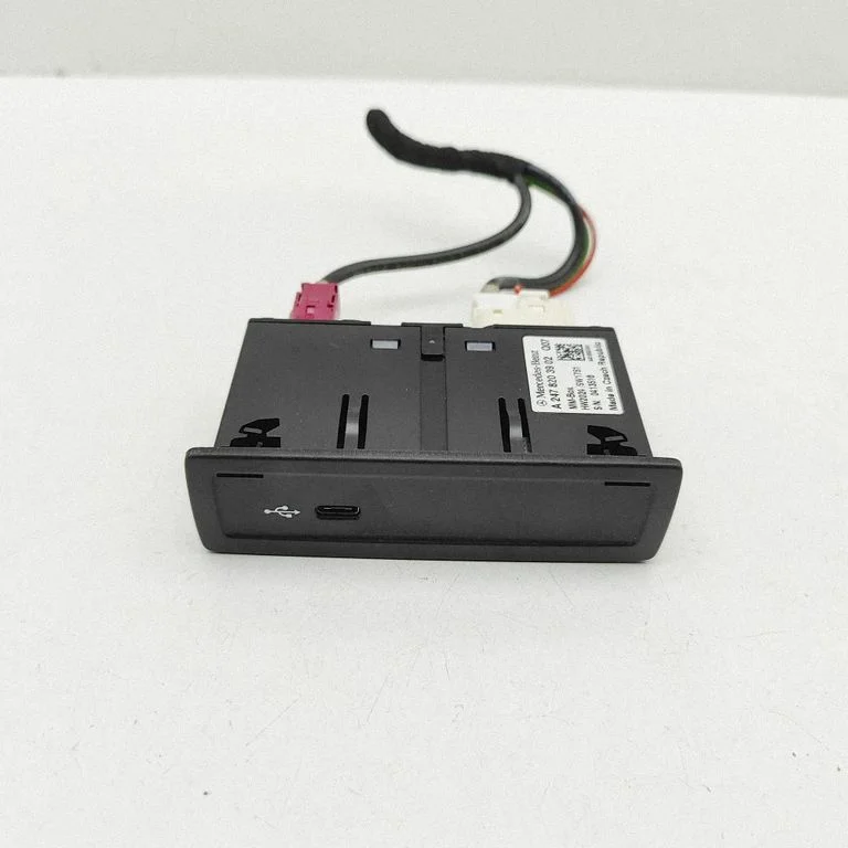 USB ligzda A2478203902