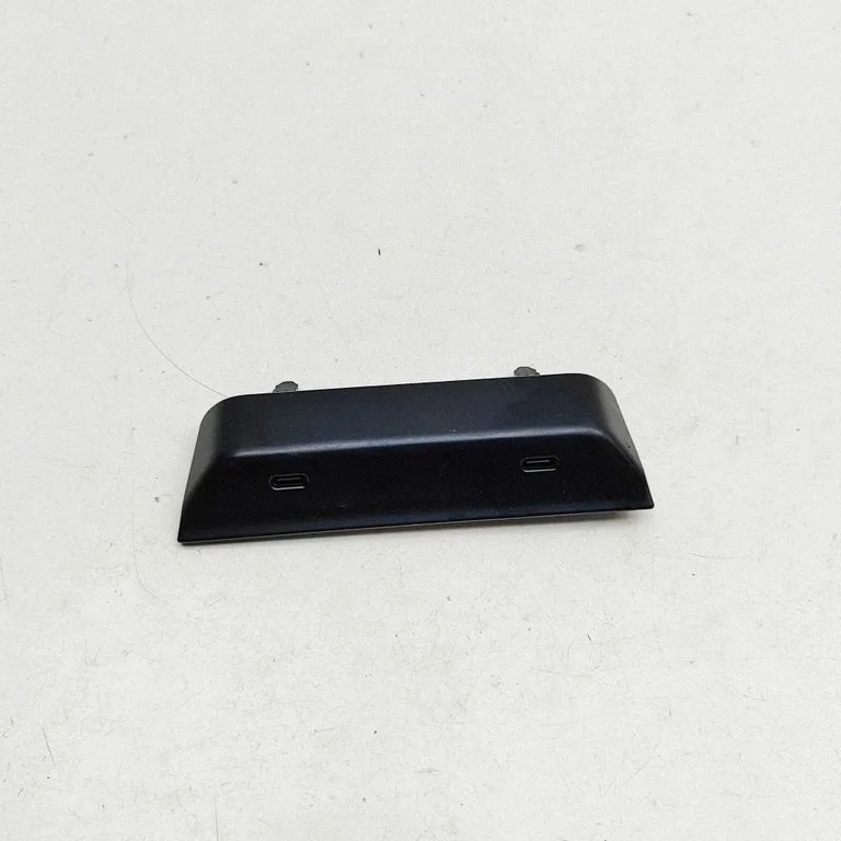USB ligzda 186161100B