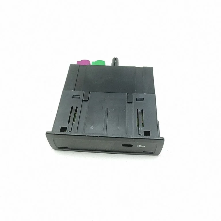 USB socket connector – Mercedes-Benz GLE-Class W167 (2019-)