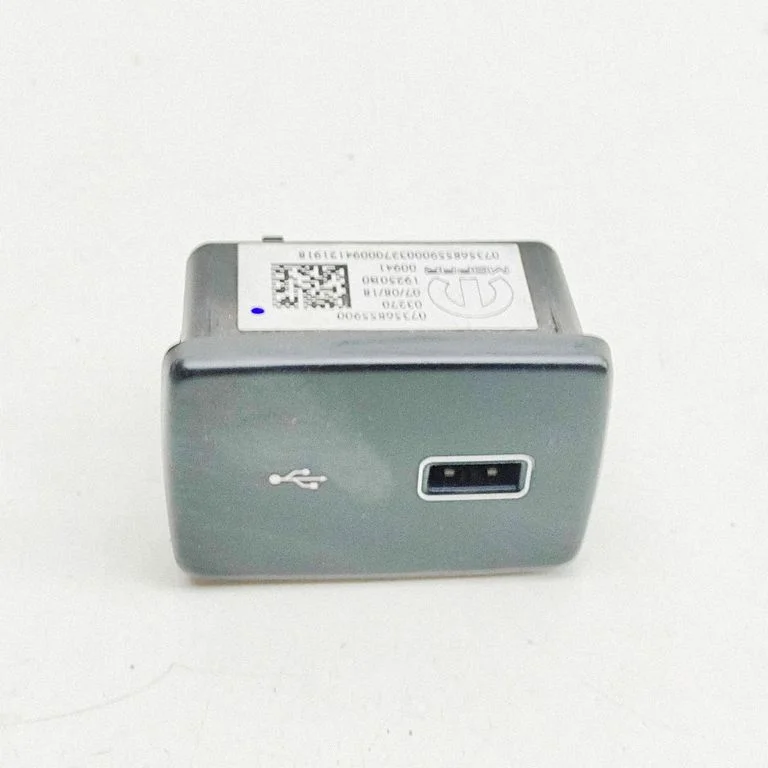 USB ligzda – Peugeot Boxer (2015-)
